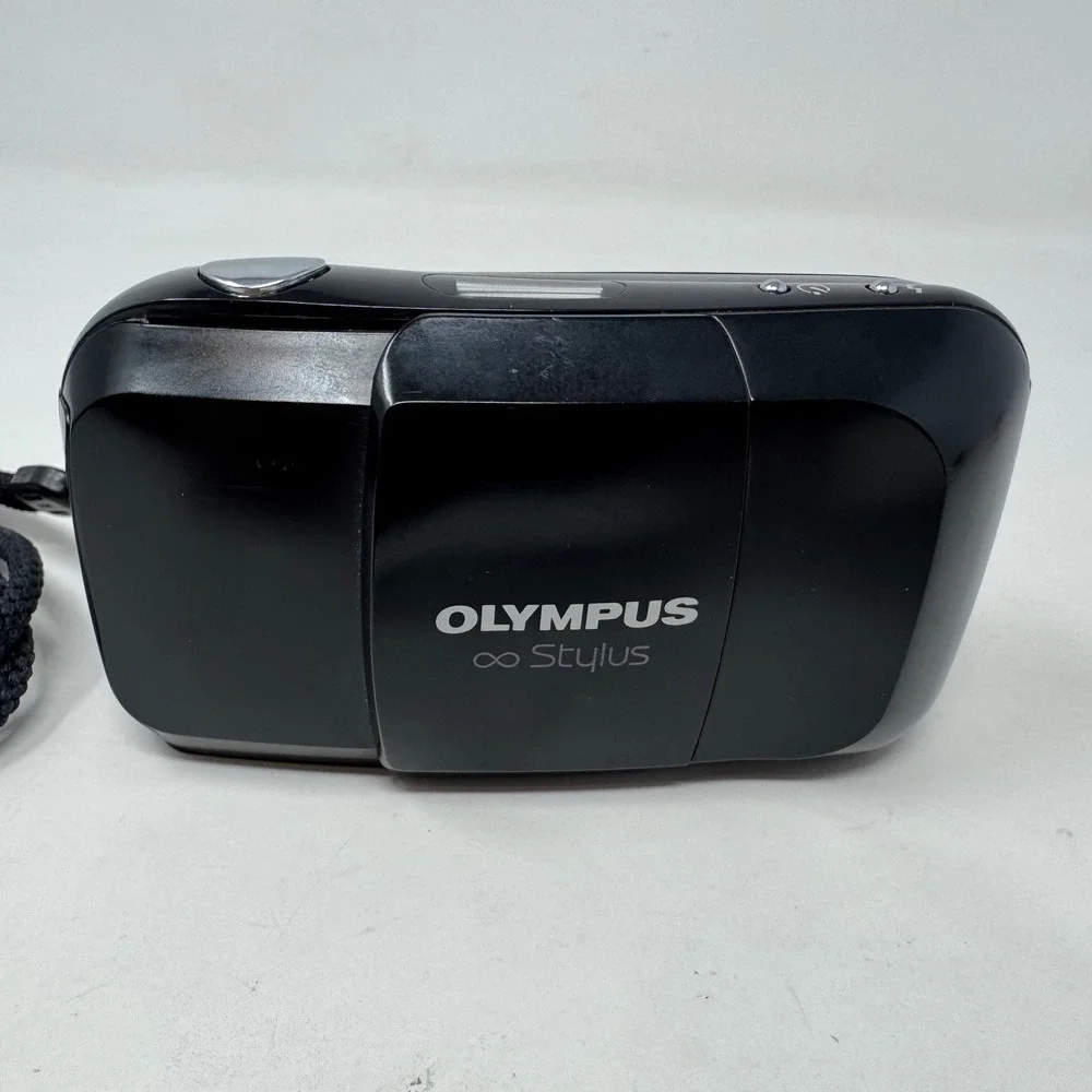 Olympus Infinity Stylus 35mm Film Camera 35mm f/3.5 Lens with Case Manual Tested